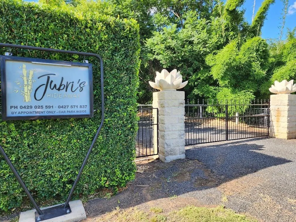 Hotel Jubri'S Hideaway Dalby Australia